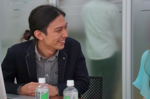 ディレクターの田中さん。 田中さんもチーム内の担当はおそらくツッコミ