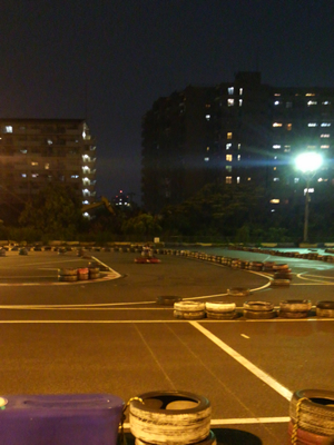 すごく分かりにくいですが昨日のレース場です。