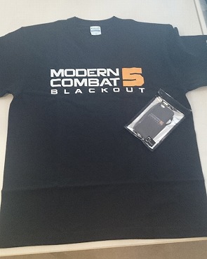 『モダンコンバット 5：Blackout』のTシャツとiPhoneケースが貰える！