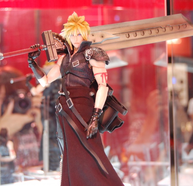 「FF7」のキャラクターたちのフィギュアも。