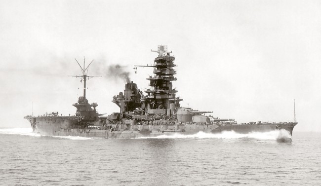 Battleship-carrier_Ise