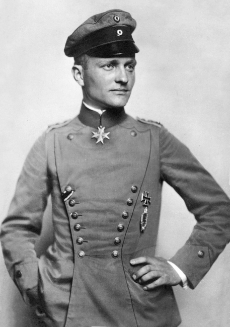 画像出典：https://ja.wikipedia.org/wiki/マンフレート・フォン・リヒトホーフェン