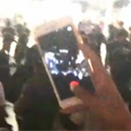 【ポケモンGo】NYのセントラルパーク近くのアップルストアにギャラドスが現れ大行列に!の画像