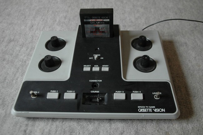 画像出典：https://commons.wikimedia.org/wiki/File:Epoch_Cassette_Vision.JPG