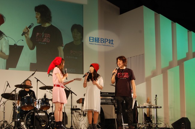 植田佳奈さんには、ノスタルジックな雰囲気にあわせてPVのナレーションを囁き声で収録してもらったそう。