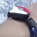 コミュ力とメンタルすげえ!無視されてもポケモンGOプラスを自慢し続ける男!の画像