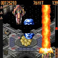 スターソルジャーVS怒首領蜂大往生の当時のゲーム画面